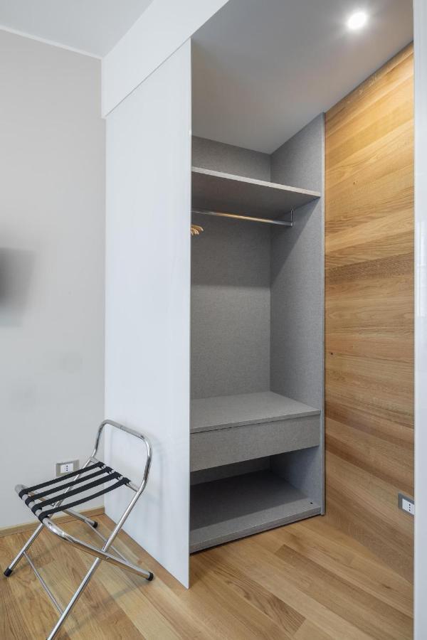 30Cavour Luxury Suites Pavia Ngoại thất bức ảnh