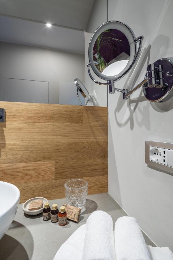 30Cavour Luxury Suites Pavia Ngoại thất bức ảnh